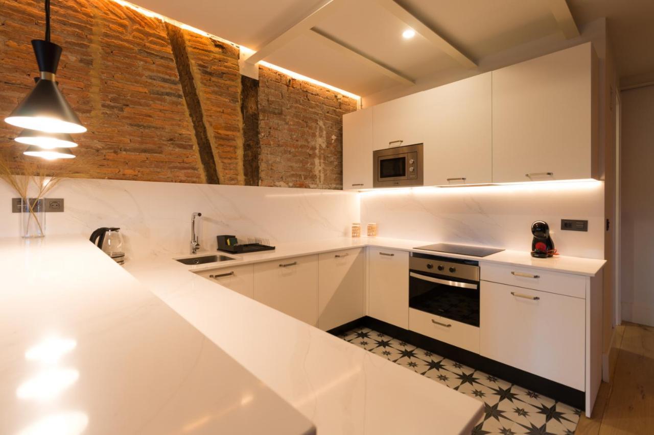New Abando Ac By Staynnapartments Бильбао Экстерьер фото